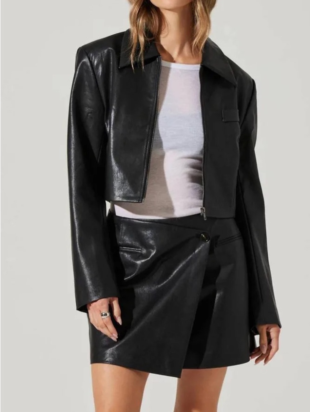 NWOT ASTR the label black leather jacket-M